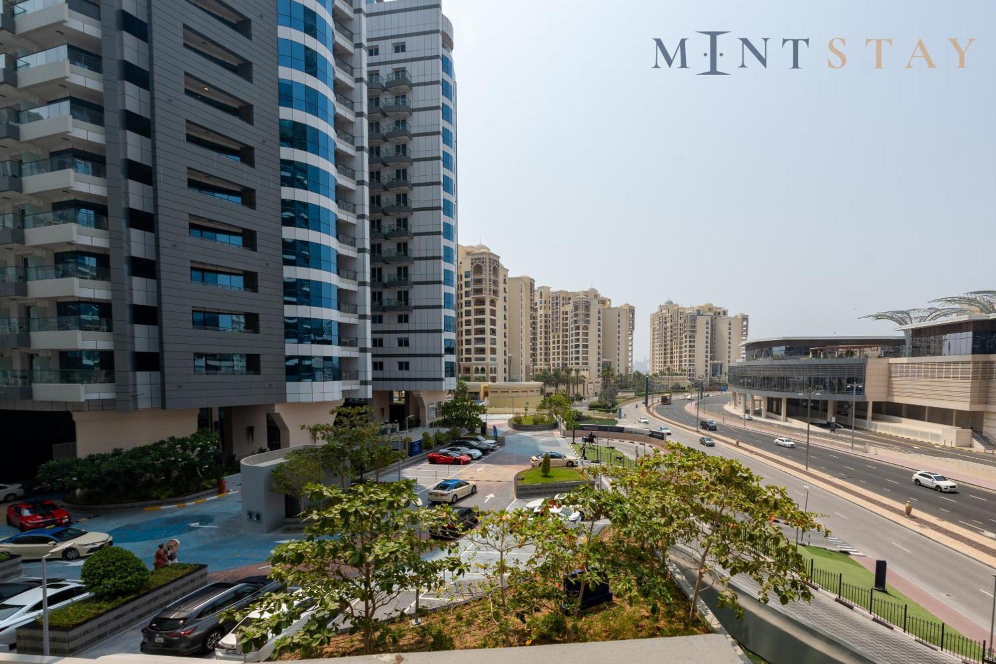 Seven Palm, Palm Jumeirah - Mint Stay Dubai Exterior photo